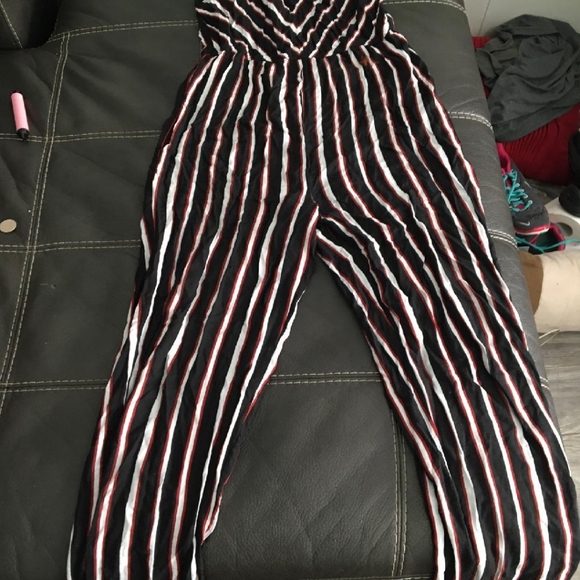 Large romper - Picture 2 of 2